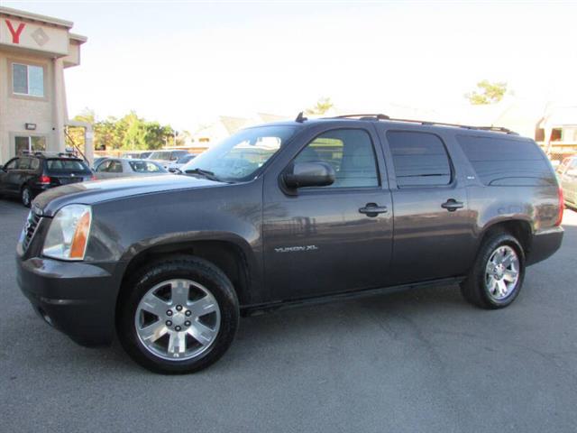 $8995 : 2010 GMC Yukon XL SLT image 7