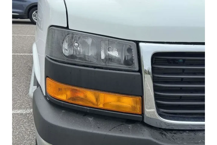 $32488 : GMC Savana 2024 2500 3dr Car image 7