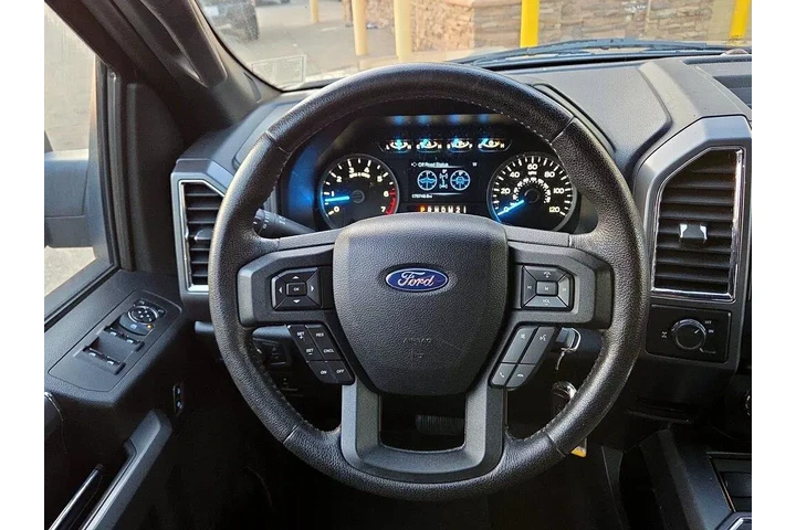 $23998 : Ford F-150 2015 4x2 XLT 4dr image 9