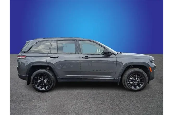 $35744 : Jeep Grand Cherokee 2025 4x4 image 4