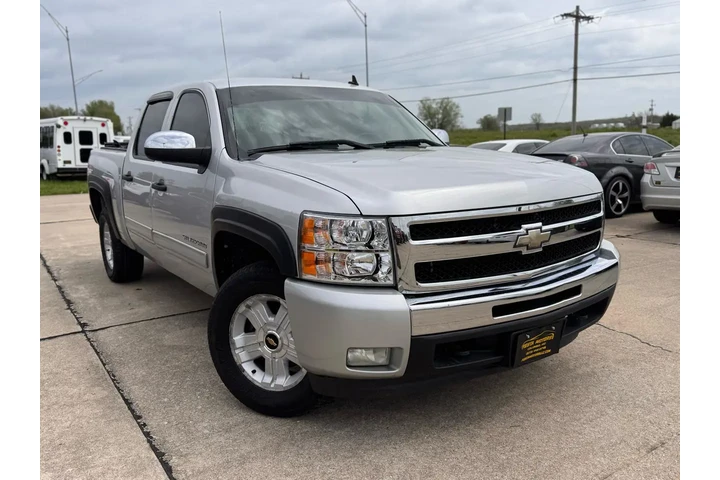 $8999 : 2011 Silverado 1500 LT Crew C image 3