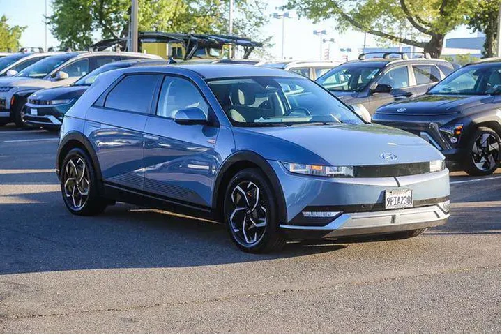 $24992 : Hyundai IONIQ 5 2024 SEL 4dr image 6