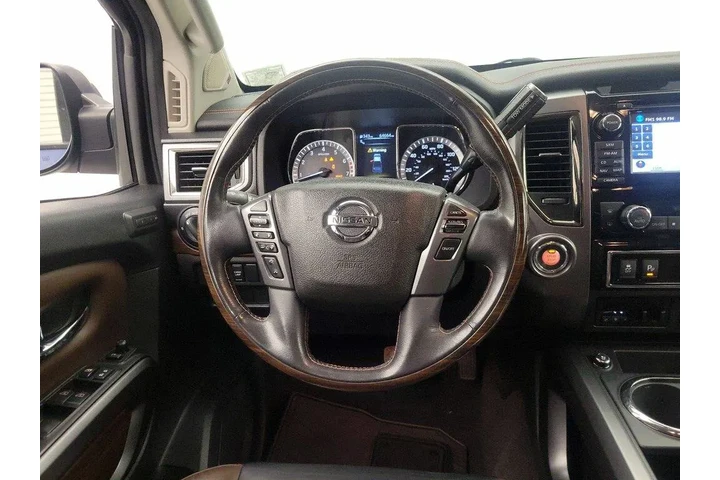 $26998 : Nissan Titan 2017 4x2 Platin image 10
