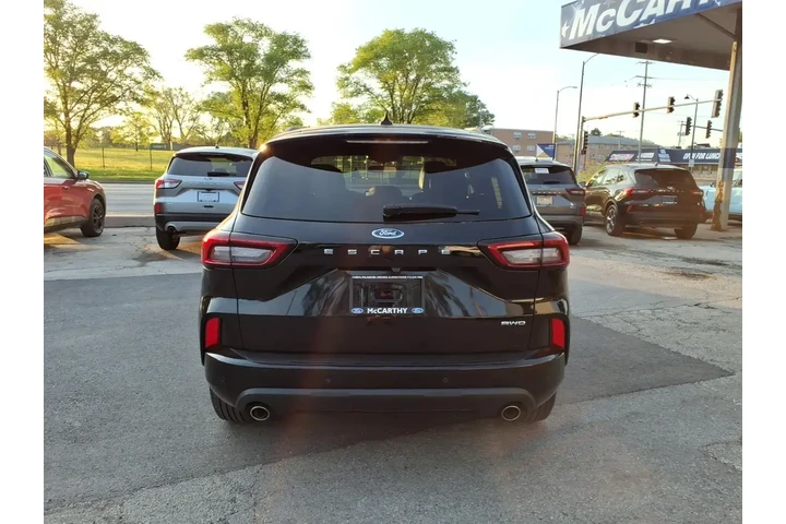 $26742 : Ford Escape 2024 AWD ST-Line image 3