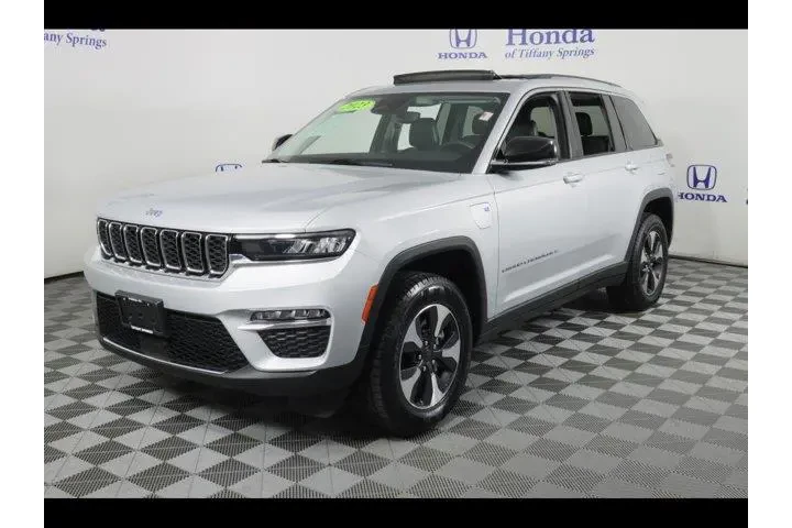 $27875 : Jeep Grand Cherokee 2023 4x4 image 3