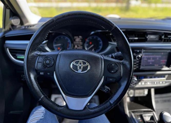 $13200 : 2014 TOYOTA COROLLA image 10