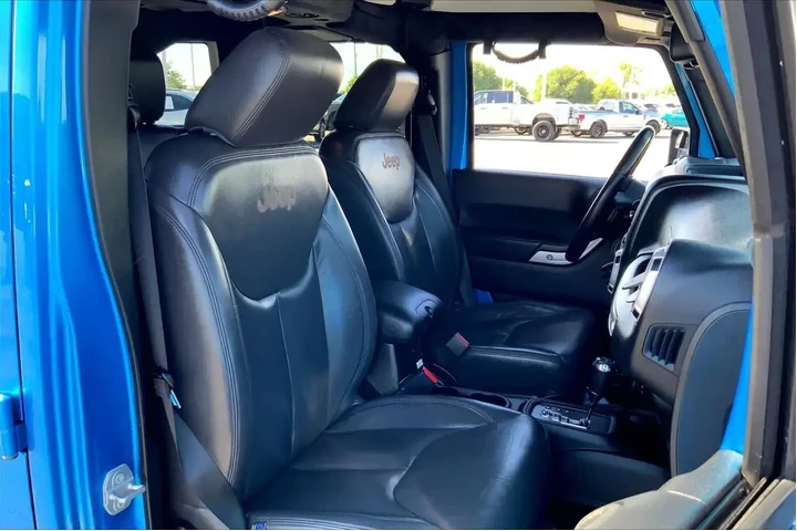 $19704 : Jeep Wrangler Unlimited 2015 image 9