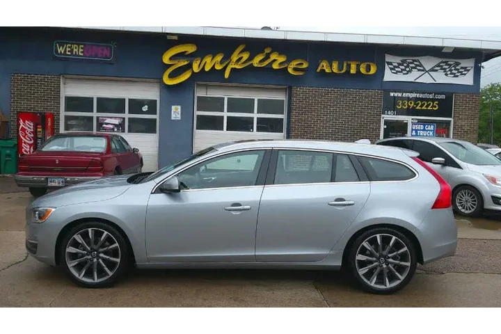 $17999 : 2015 V60 T5 Platinum image 2