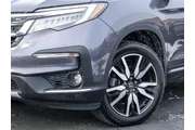 $29989 : Honda Pilot 2020 AWD Touring thumbnail