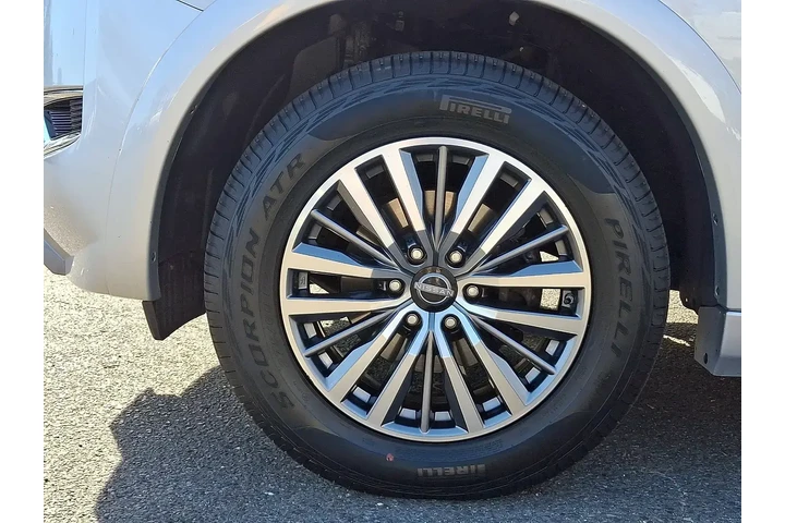 $24700 : Nissan Armada 2021 4x4 SL 4d image 9