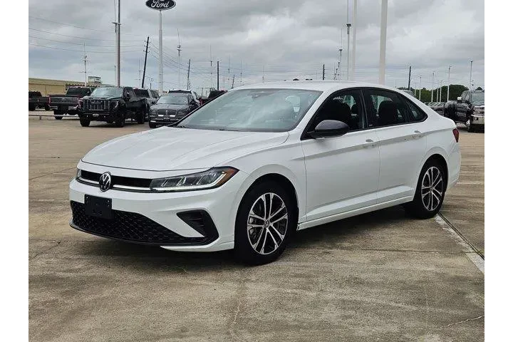 $19794 : Volkswagen Jetta 2025 Sport image 7