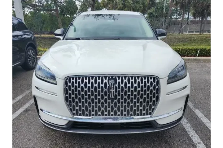 $26990 : Lincoln Corsair 2023 Standar image 2