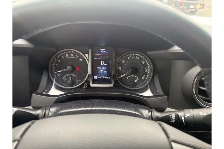 $34495 : Toyota Tacoma 2022 4x2 TRD O image 9