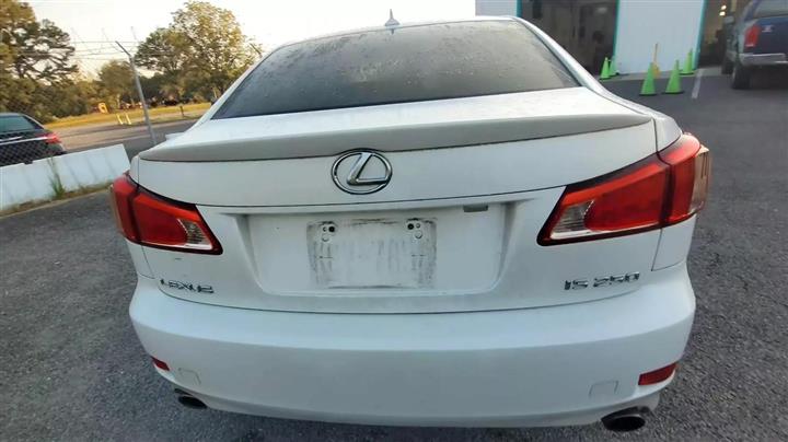 $12000 : 2011 LEXUS IS image 8