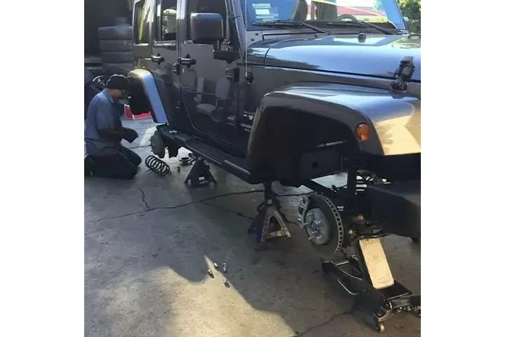 Salinas Tires Service image 3
