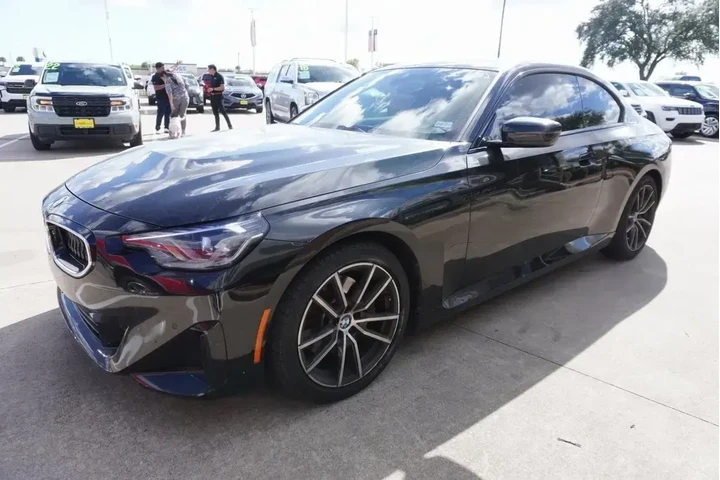 $38388 : BMW 2 Series 2024 230i 2dr C image 3