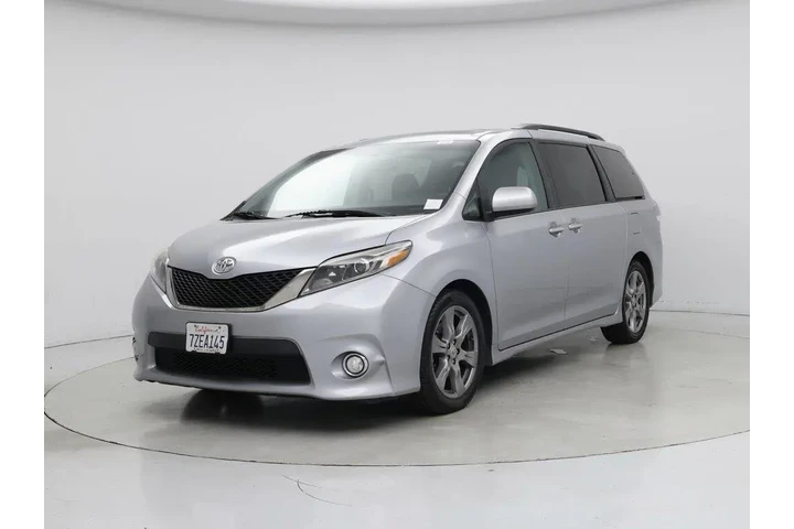 $22998 : Toyota Sienna 2017 SE 8-Pass image 4