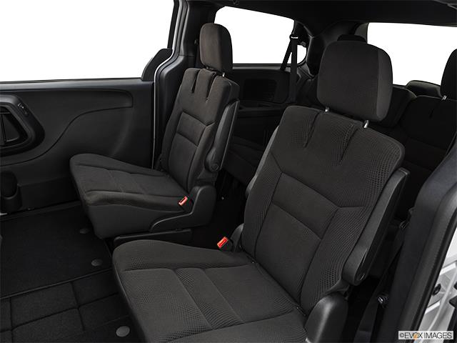 2019 Grand Caravan image 5