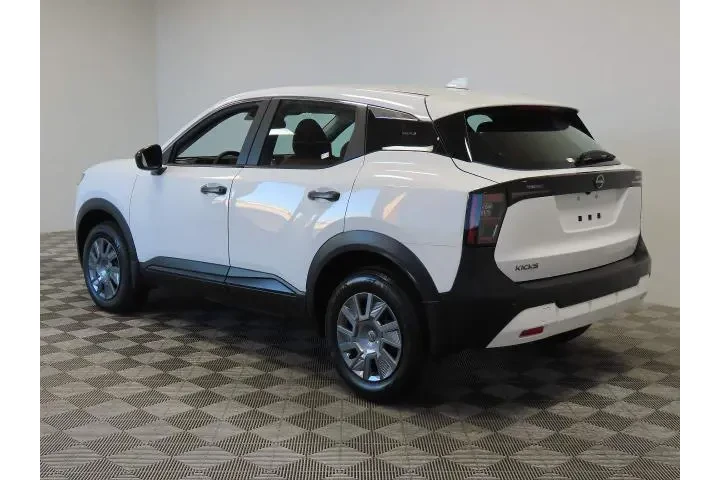 $19995 : Nissan Kicks 2025 S 4dr Cros image 8