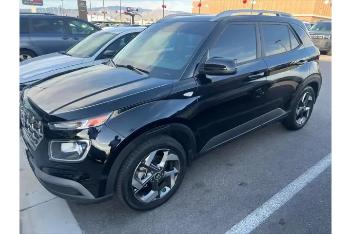 $14847 : Hyundai VENUE 2022 SEL 4dr C image 1