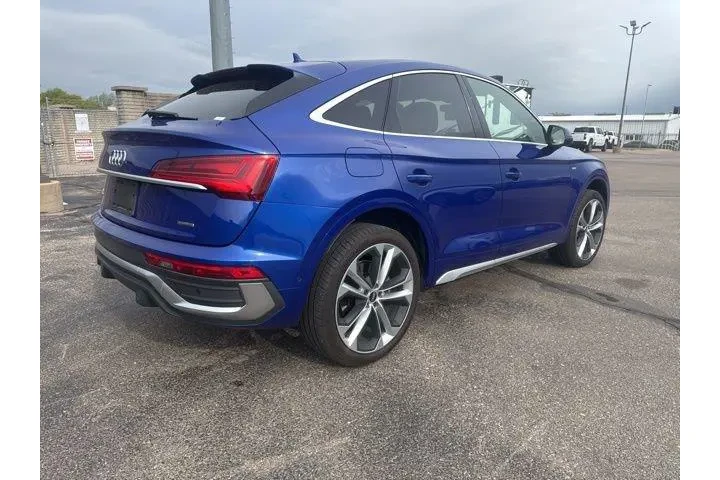 $23982 : Audi Q5 Sportback 2021 AWD q image 7