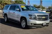 2016 Chevrolet Suburban thumbnail