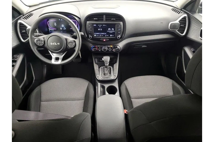 $18998 : Kia Soul 2025 LX 4dr Crossov image 9