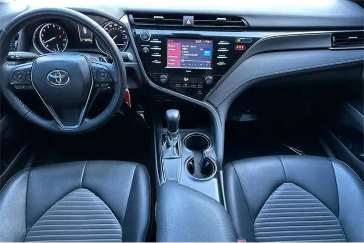 $20042 : Toyota Camry 2020 SE 4dr Sed image 8