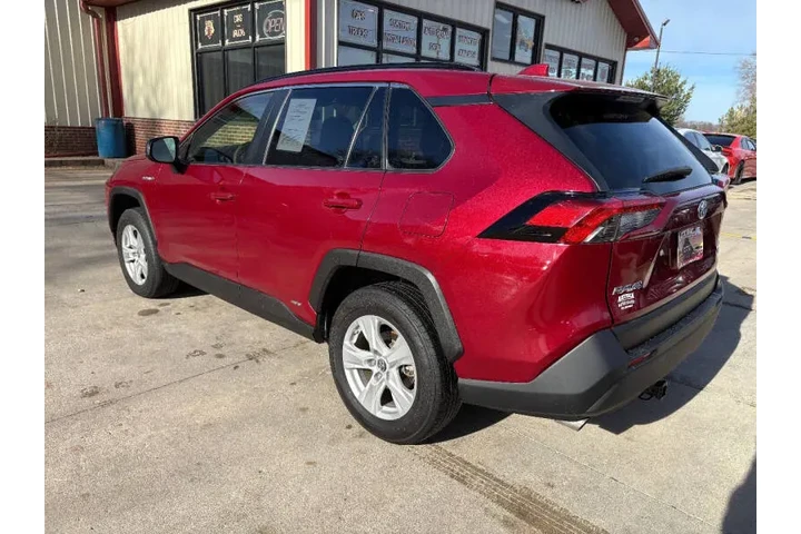 $22950 : 2019 RAV4 Hybrid LE image 6