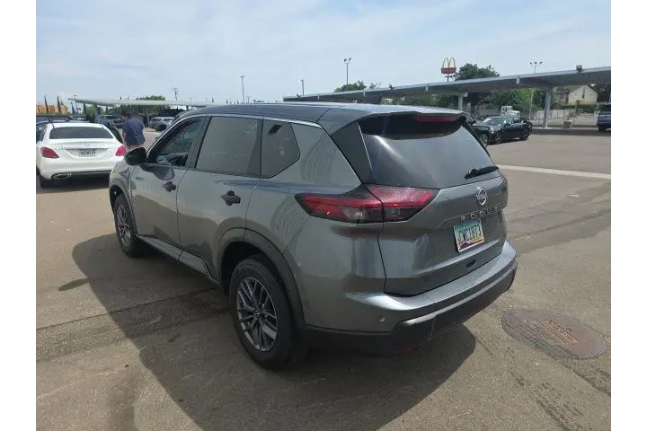$20900 : Nissan Rogue 2024 S 4dr Cros image 4