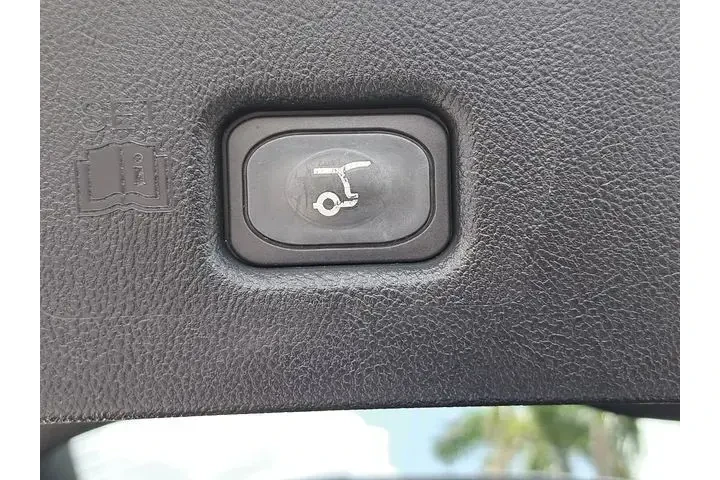 $30990 : Lincoln Nautilus 2022 Reserv image 8