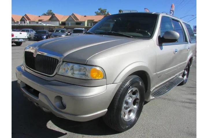 $7995 : 2000 Navigator image 6