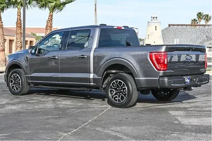 $39788 : Ford F-150 2023 4x2 XL 4dr S image 6