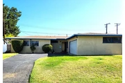 BEAUTIFUL BACK HOUSE FOR LEASE en Los Angeles