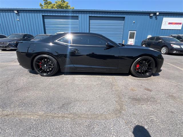 $24088 : 2015 Camaro SS, EXTRA CLEAN, image 6