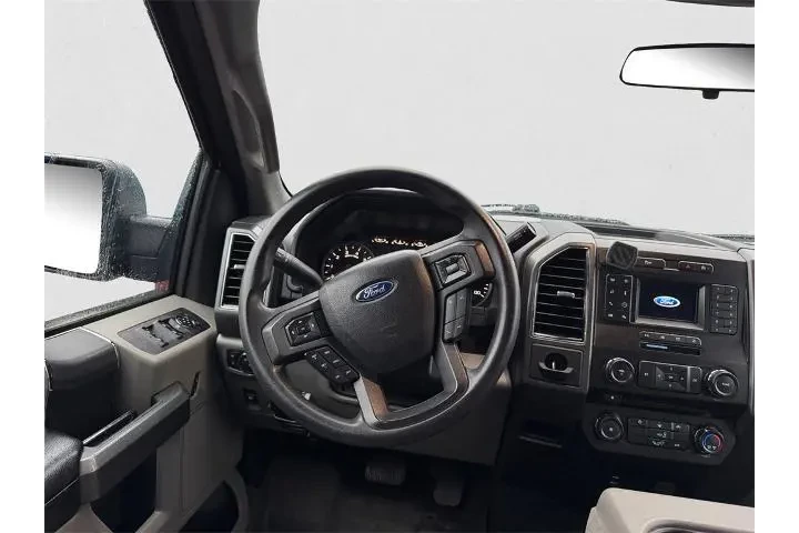 $17971 : Ford F-150 2018 4x2 XLT 4dr image 9