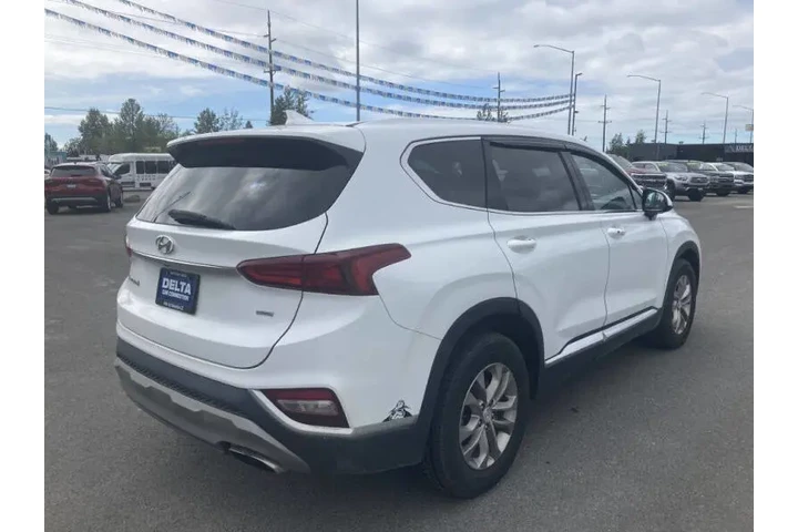 $17999 : 2020 Santa Fe SEL image 6