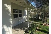 Welcome to this charming 2-bed