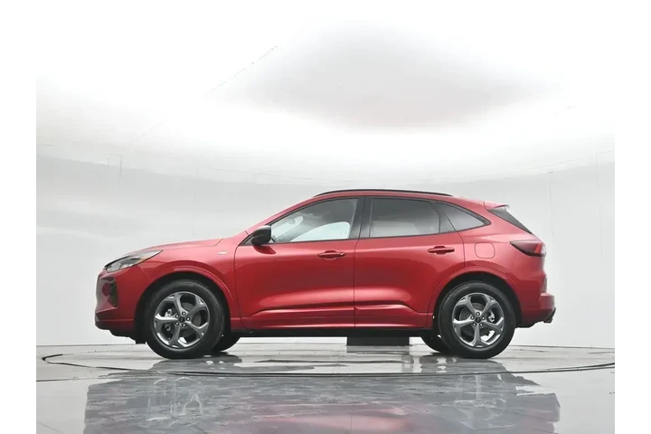 $24305 : Ford Escape 2024 ST-Line 4dr image 8