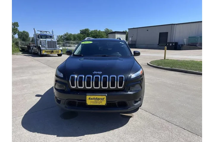 $9900 : 2016 Cherokee Latitude image 9