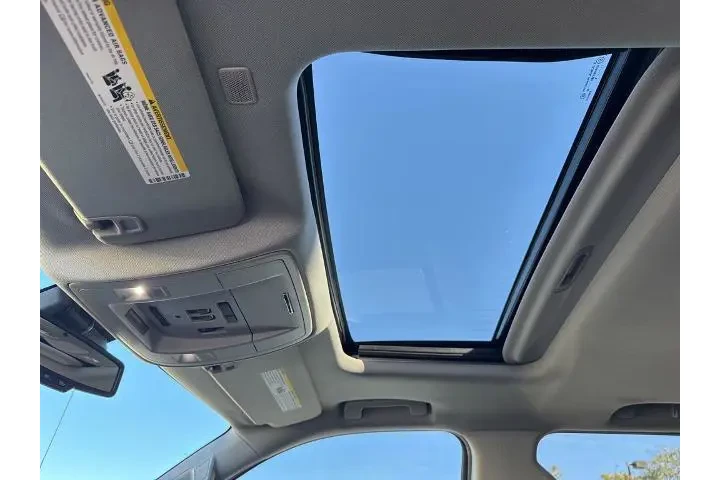 $33000 : GMC Sierra 1500 2018 4x4 Den image 10