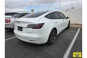 $21888 : Tesla Model 3 2022 AWD Long thumbnail