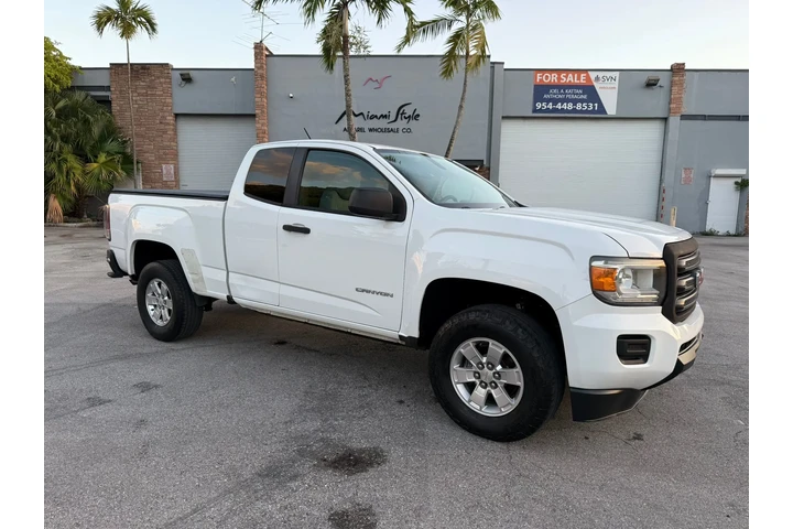 $9900 : GMC CANYON image 1