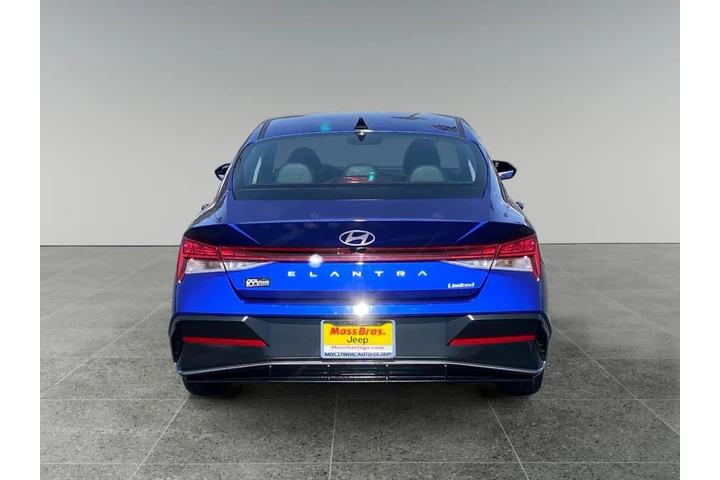 $29001 : Hyundai ELANTRA 2025 Limited image 4