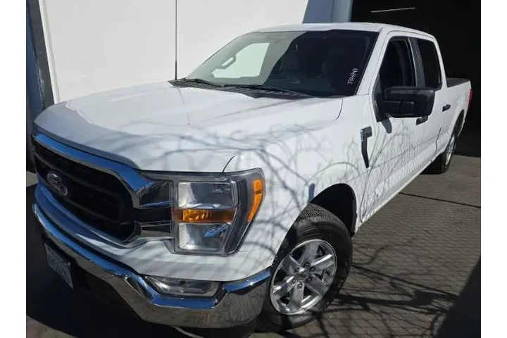 $35300 : Ford F-150 2022 4x2 XLT 4dr image 1