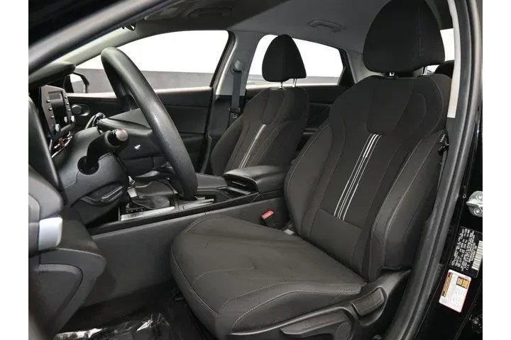 $14697 : Hyundai ELANTRA 2023 SEL 4dr image 10