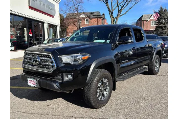 $26895 : Toyota Tacoma 2017 4x4 TRD O image 1