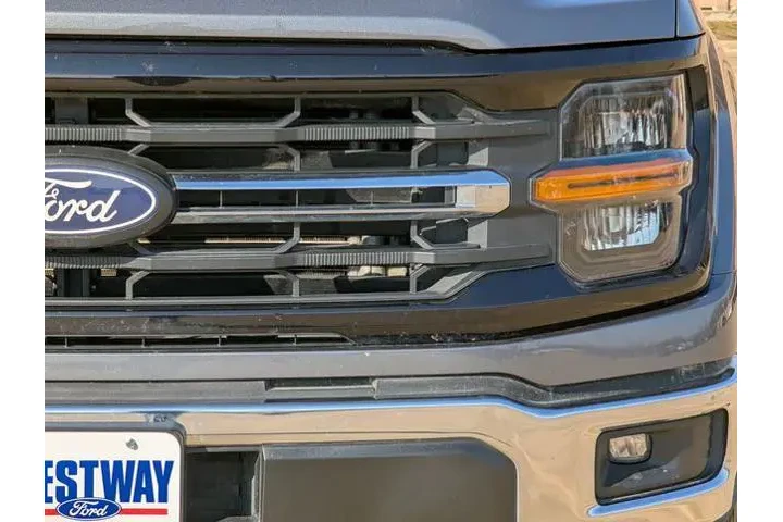 $39967 : Ford F-150 2025 4x4 XLT 4dr image 8