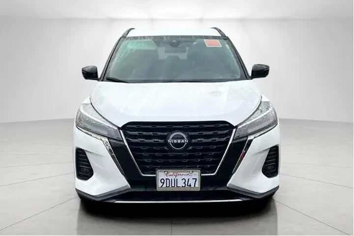 $19995 : Nissan Kicks 2023 SR 4dr Cro image 4