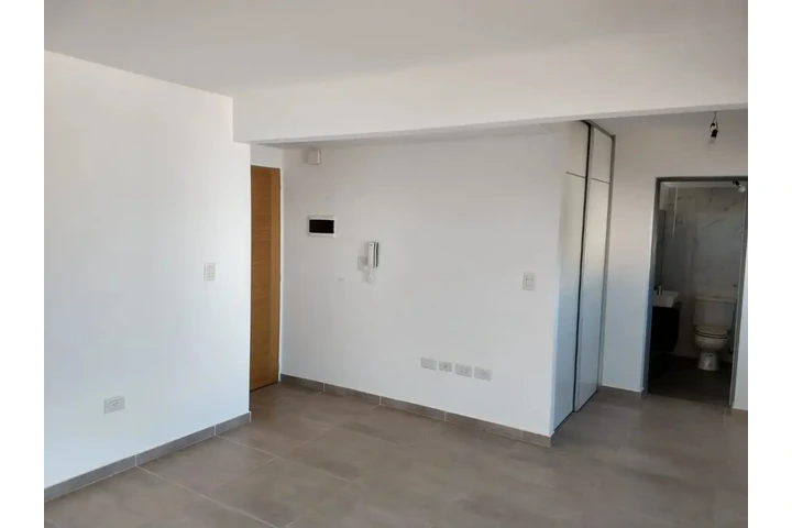 $300000 : Alquiler de Departamento Mono image 5